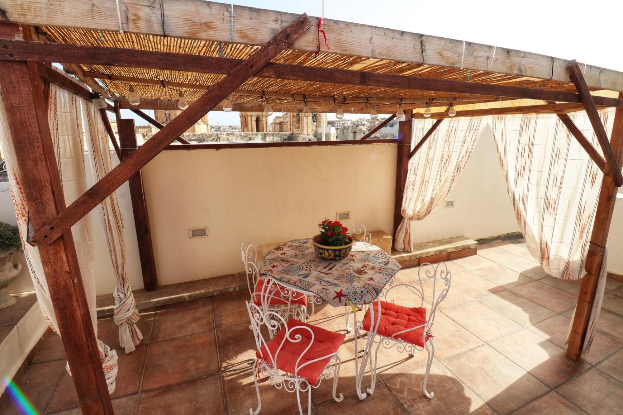 The Knight - Heritage & Art Home At Birgu Square Ngoại thất bức ảnh