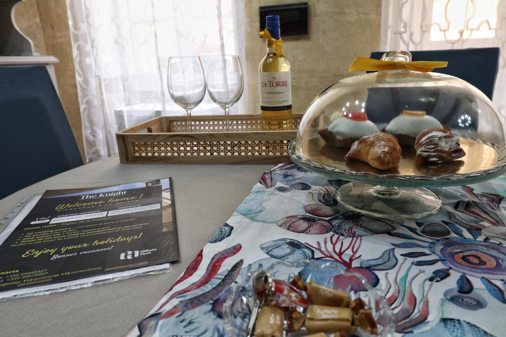 The Knight - Heritage & Art Home At Birgu Square Ngoại thất bức ảnh