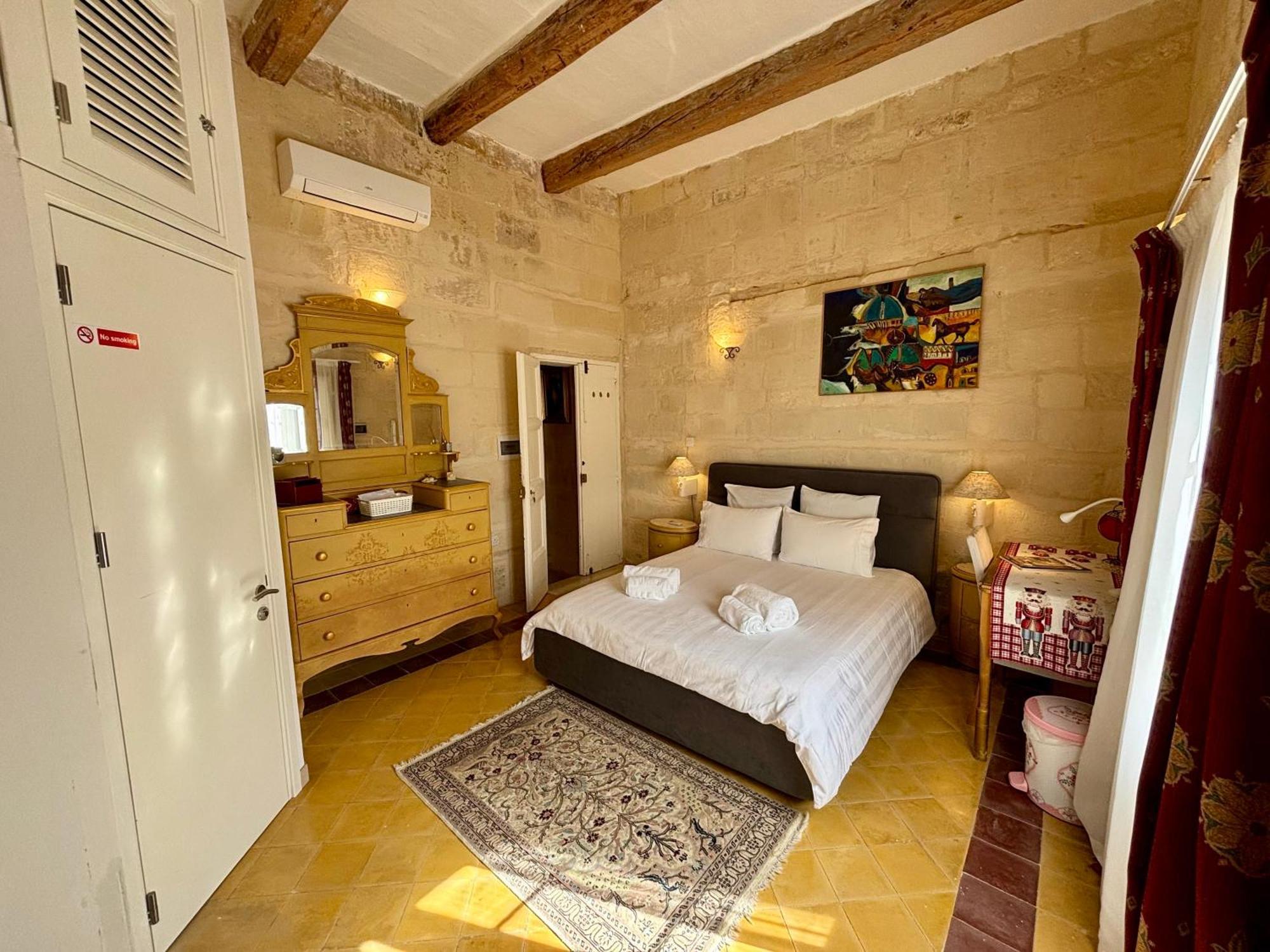 The Knight - Heritage & Art Home At Birgu Square Ngoại thất bức ảnh